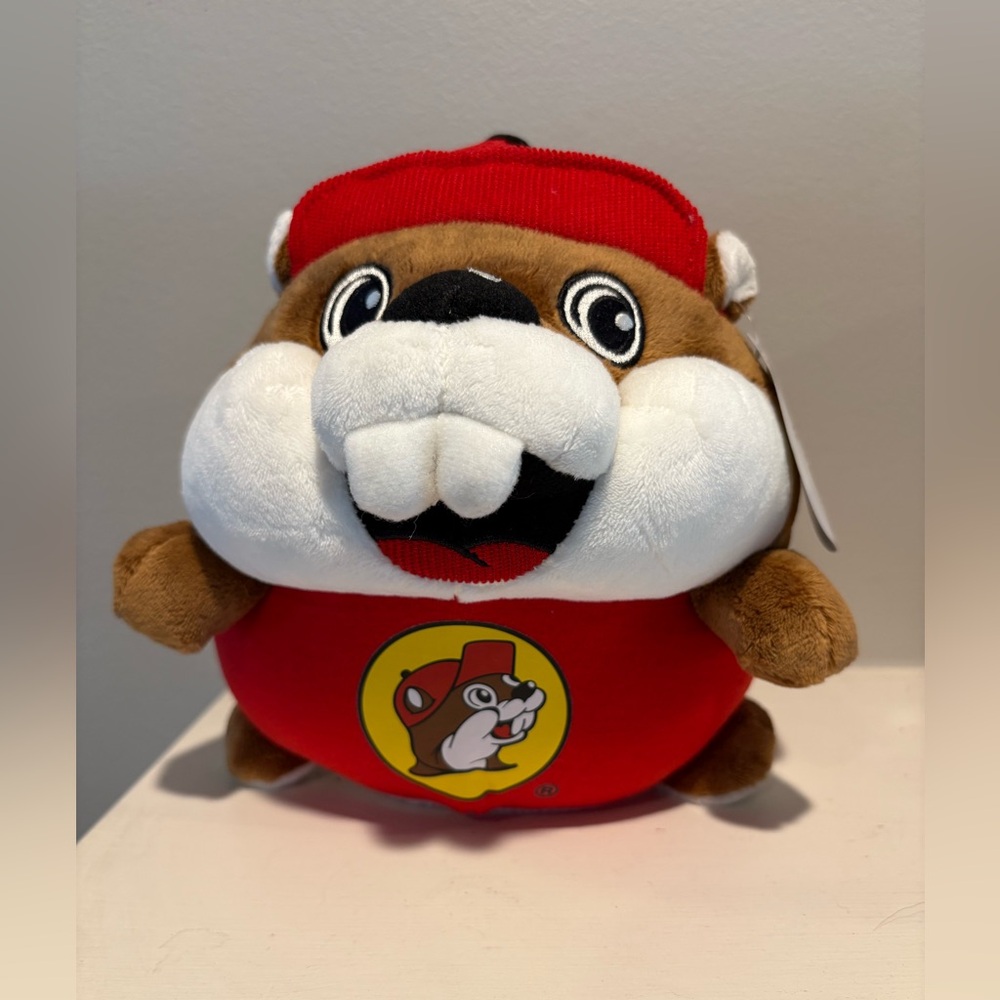 Buc-ee’s plush beaver NWT - Picture 1 of 13
